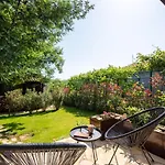 In Croatia Near The Adriatic Coast Villa